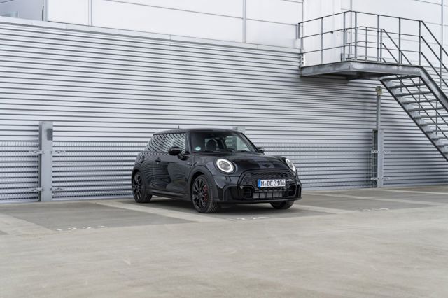 Mini Hatch photo 264