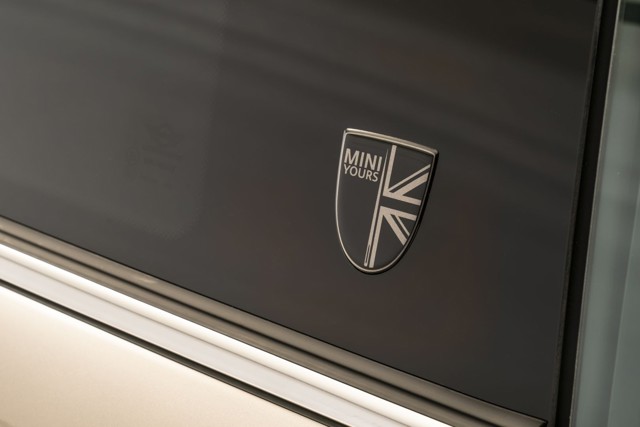 Mini Hatch photo 53