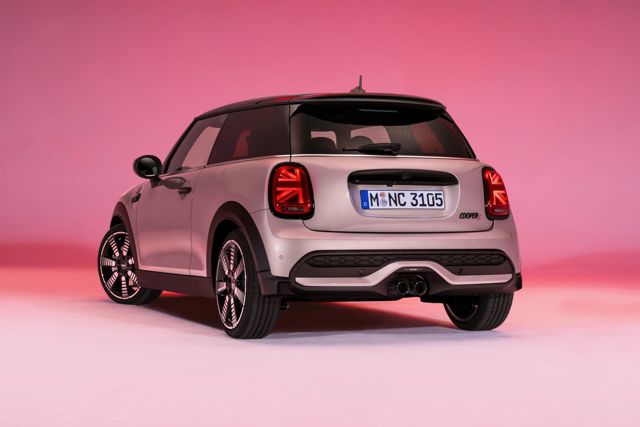 Mini Hatch photo 61