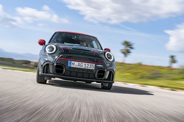 Mini Hatch photo 68