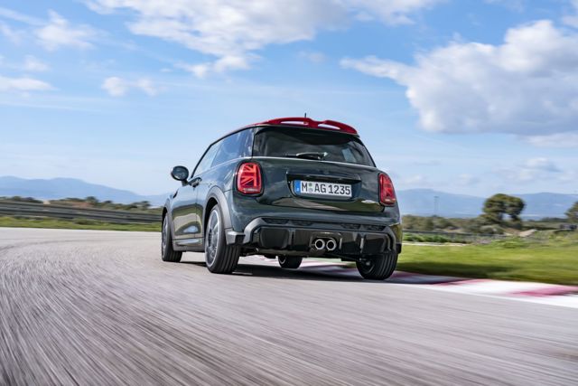 Mini Hatch photo 69