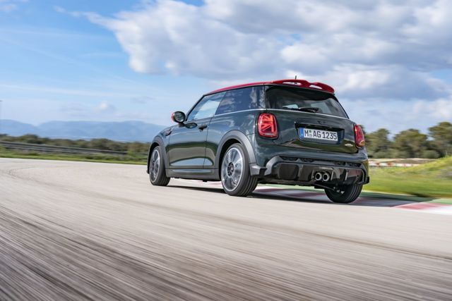 Mini Hatch photo 70