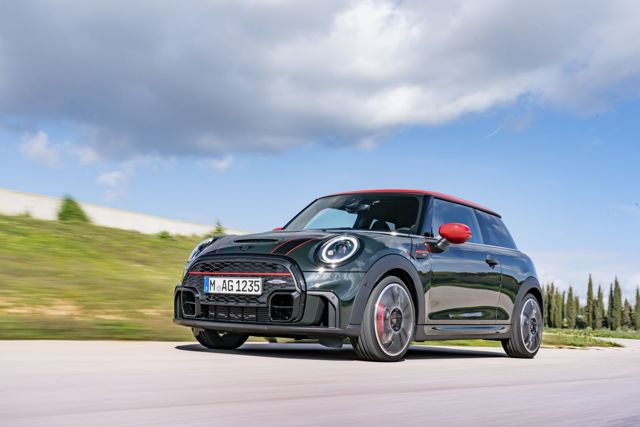 Mini Hatch photo 71
