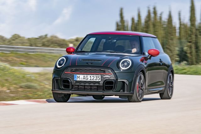Mini Hatch photo 73