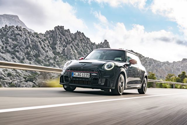 Mini Hatch photo 76