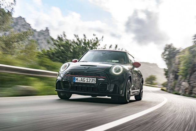 Mini Hatch photo 77