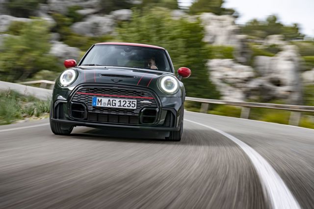 Mini Hatch photo 79