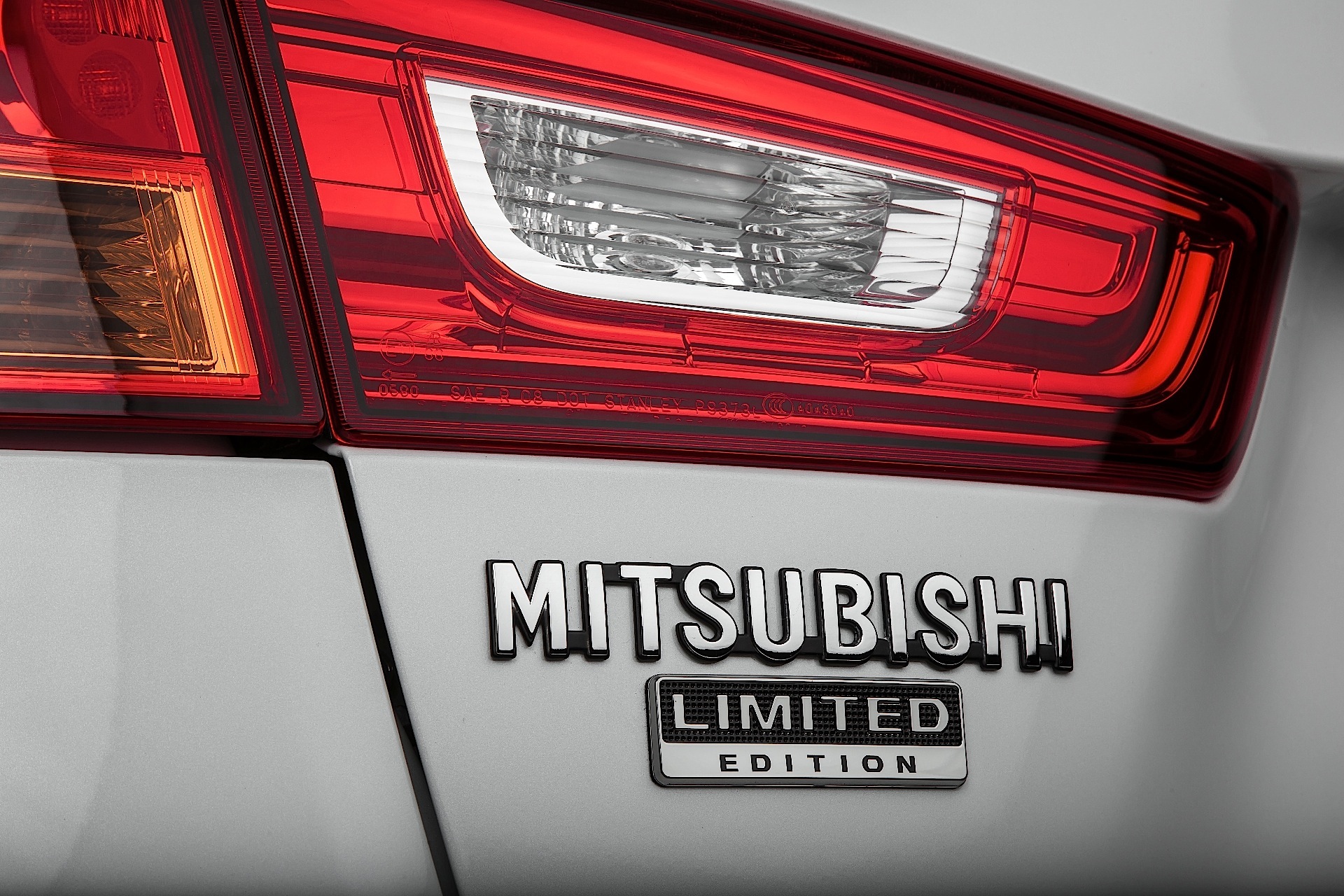 Mitsubishi Asx / Rvr / Outlander Sport photo 17