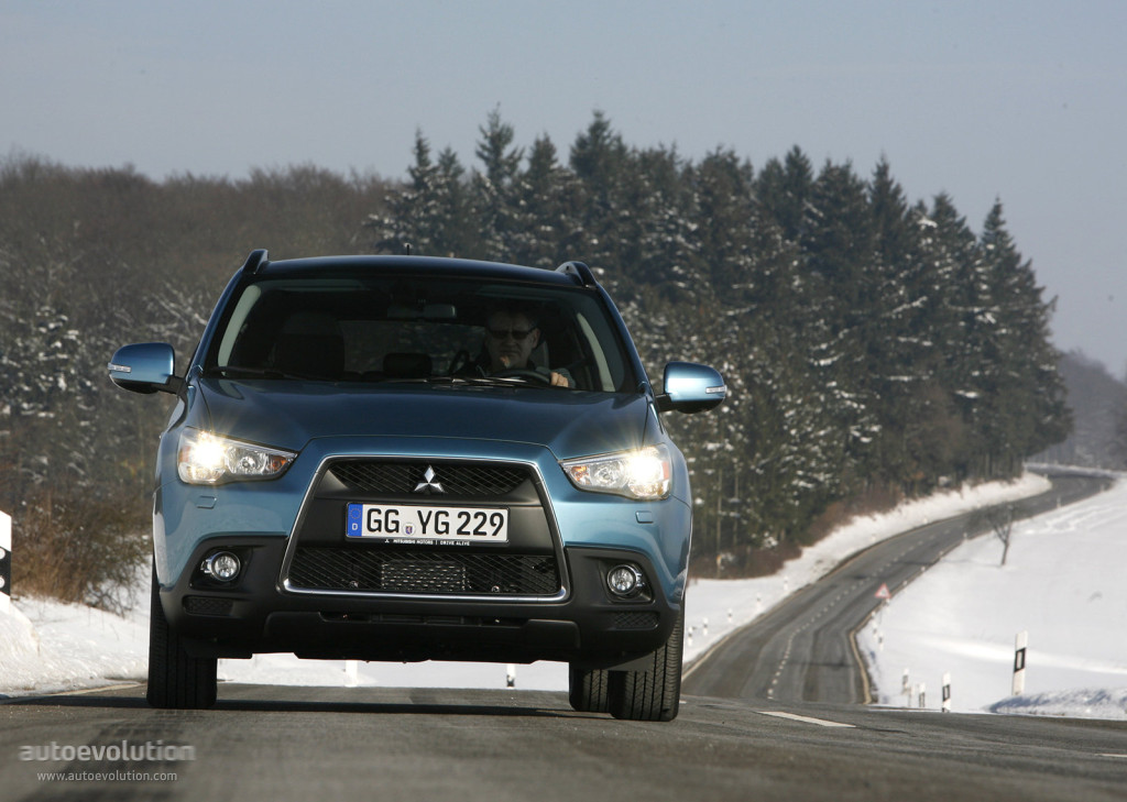 Mitsubishi Asx / Rvr / Outlander Sport photo 16
