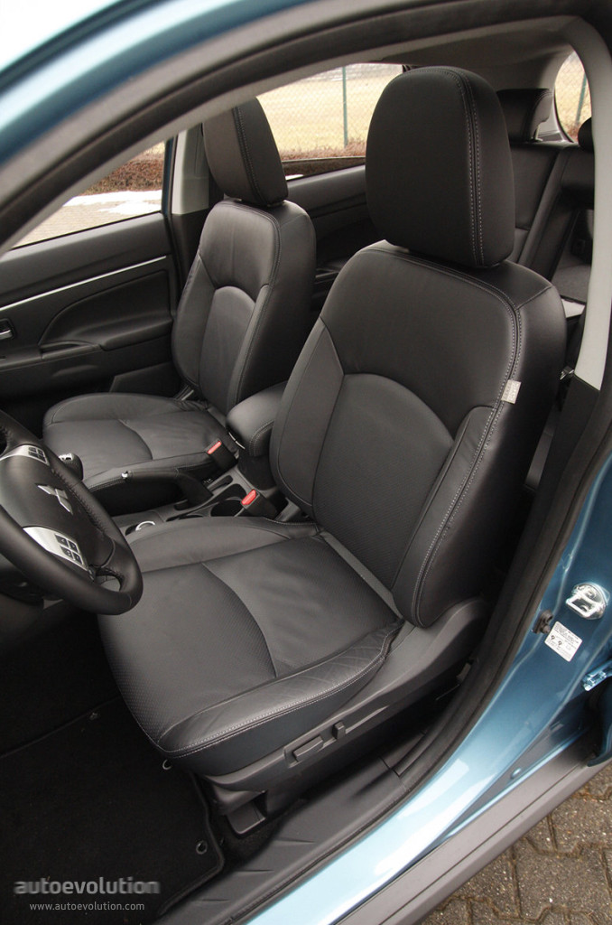 Mitsubishi Asx / Rvr / Outlander Sport photo 31