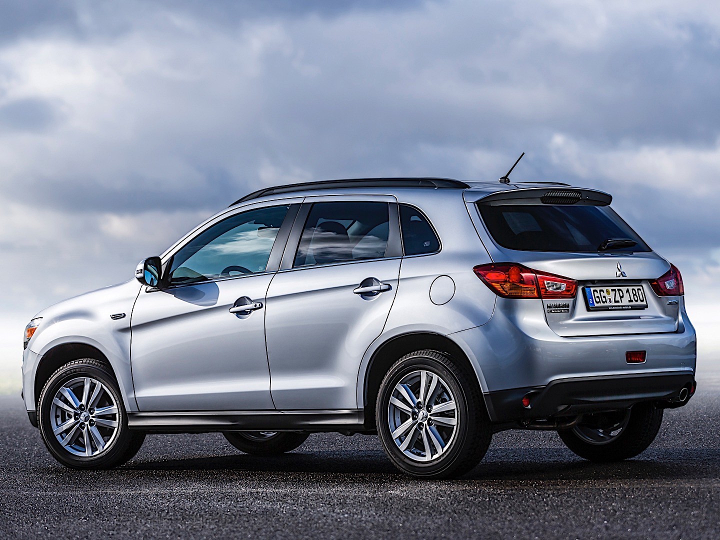 Mitsubishi Asx / Rvr / Outlander Sport photo 8