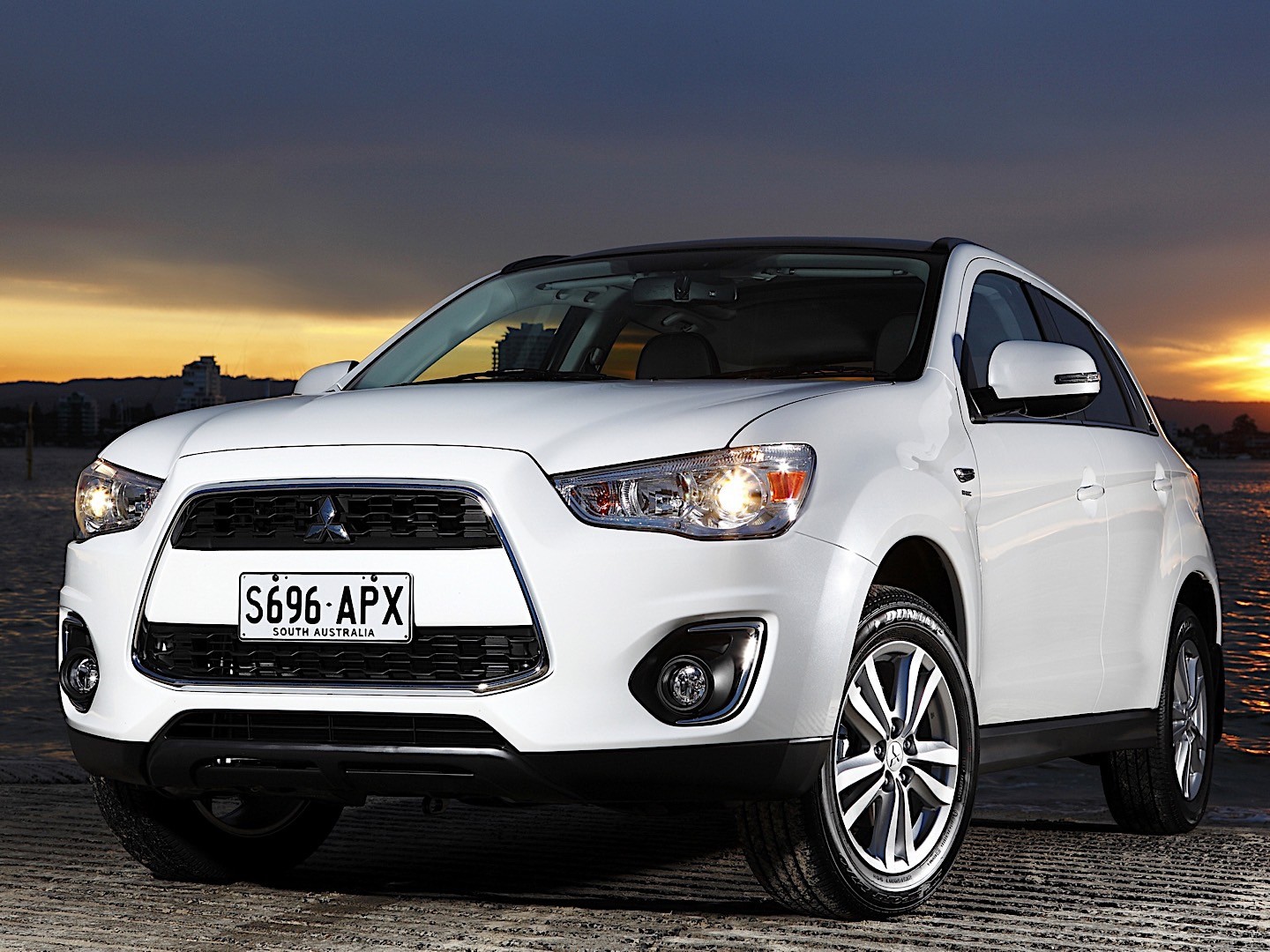 Mitsubishi Asx / Rvr / Outlander Sport photo 23