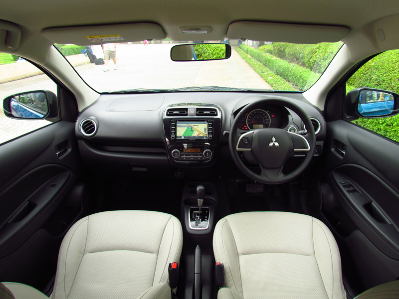 Mitsubishi Attrage photo 24