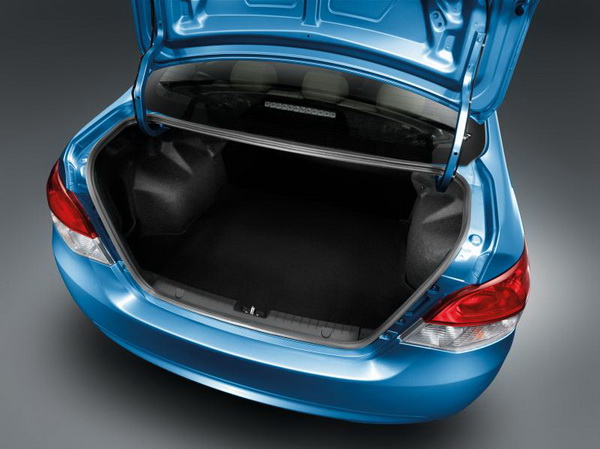 Mitsubishi Attrage photo 12