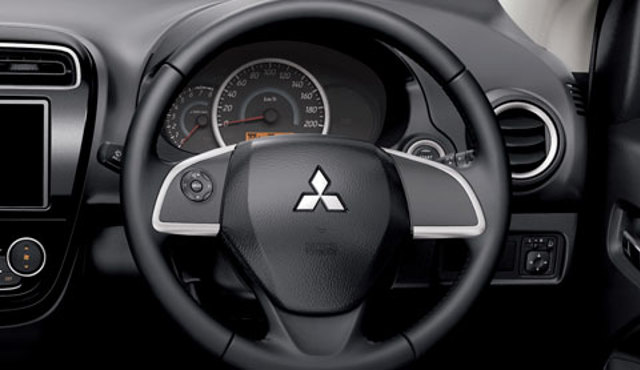 Mitsubishi Attrage photo 18