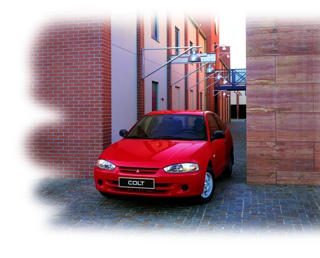 Mitsubishi Colt 3 Doors photo 17