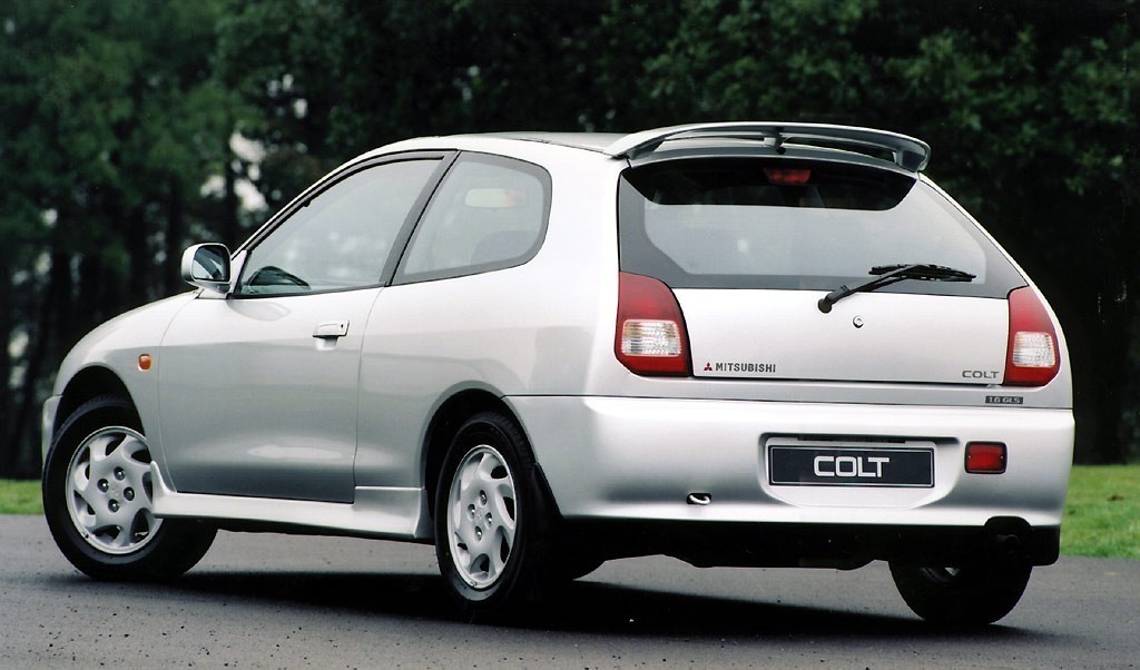 Mitsubishi Colt 3 Doors photo 19