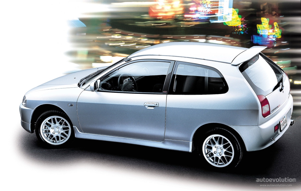 Mitsubishi Colt 3 Doors photo 3