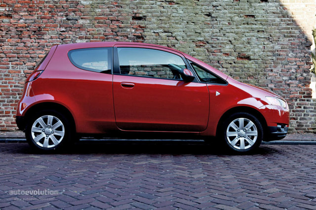 Mitsubishi Colt 3 Doors photo 4