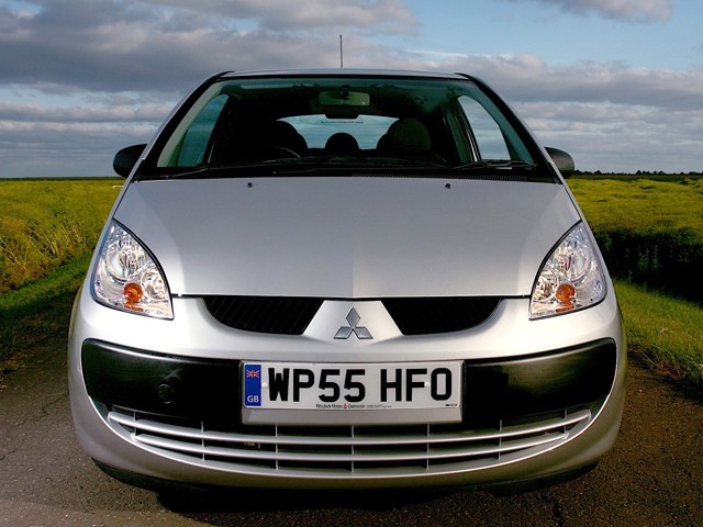 Mitsubishi Colt 3 Doors photo 13