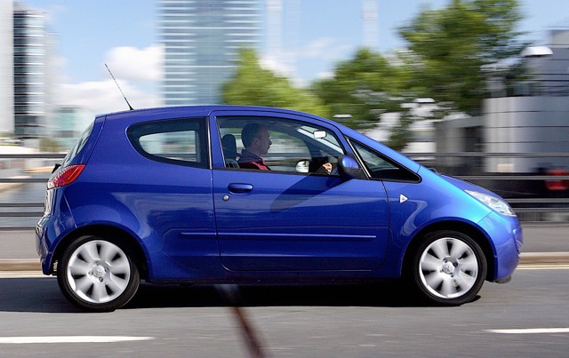 Mitsubishi Colt 3 Doors photo 15