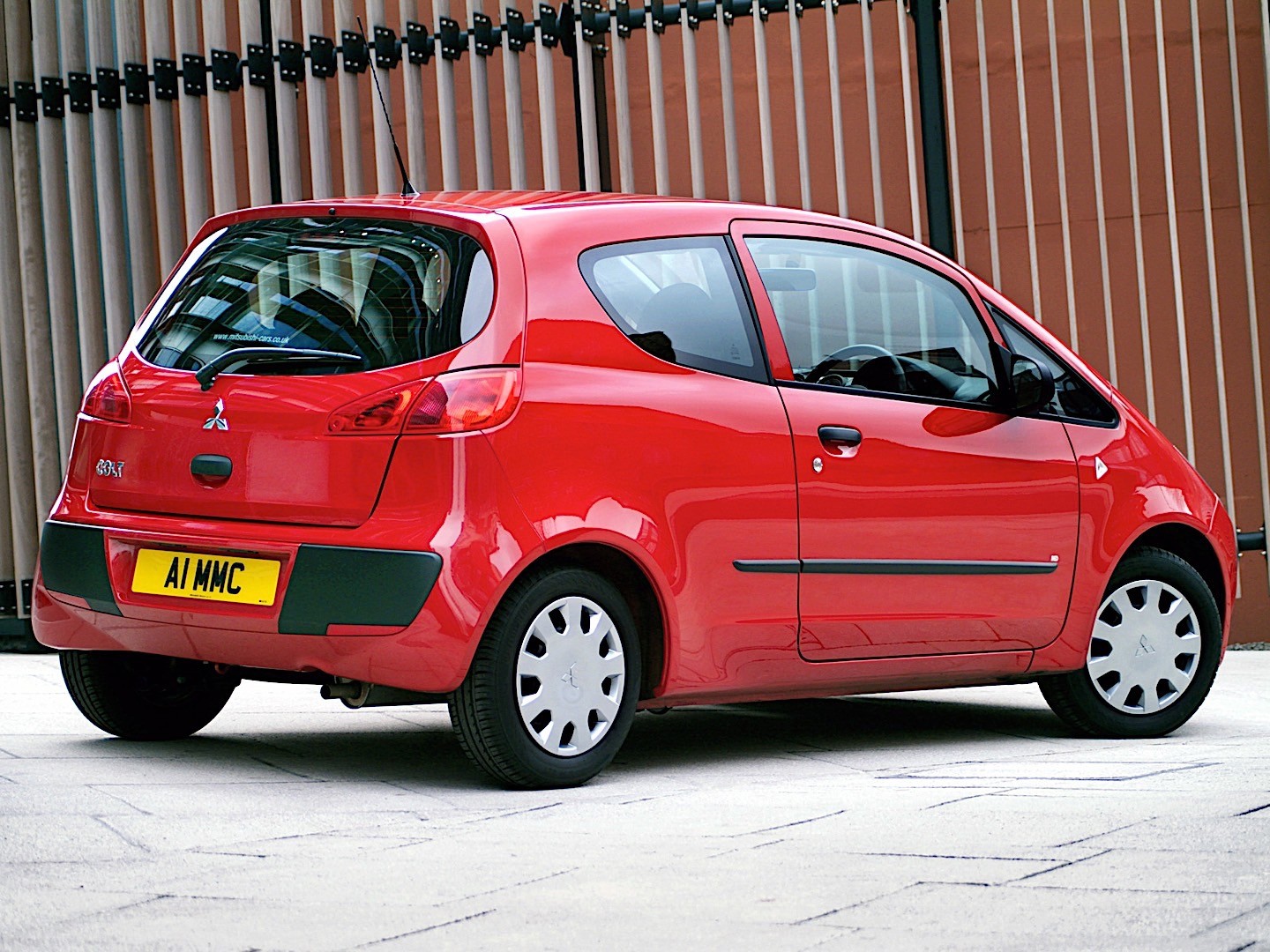 Mitsubishi Colt 3 Doors photo 17