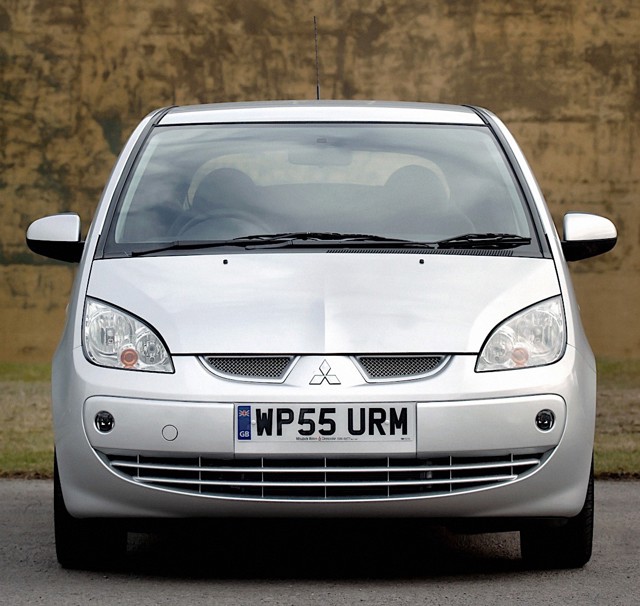 Mitsubishi Colt 3 Doors photo 21