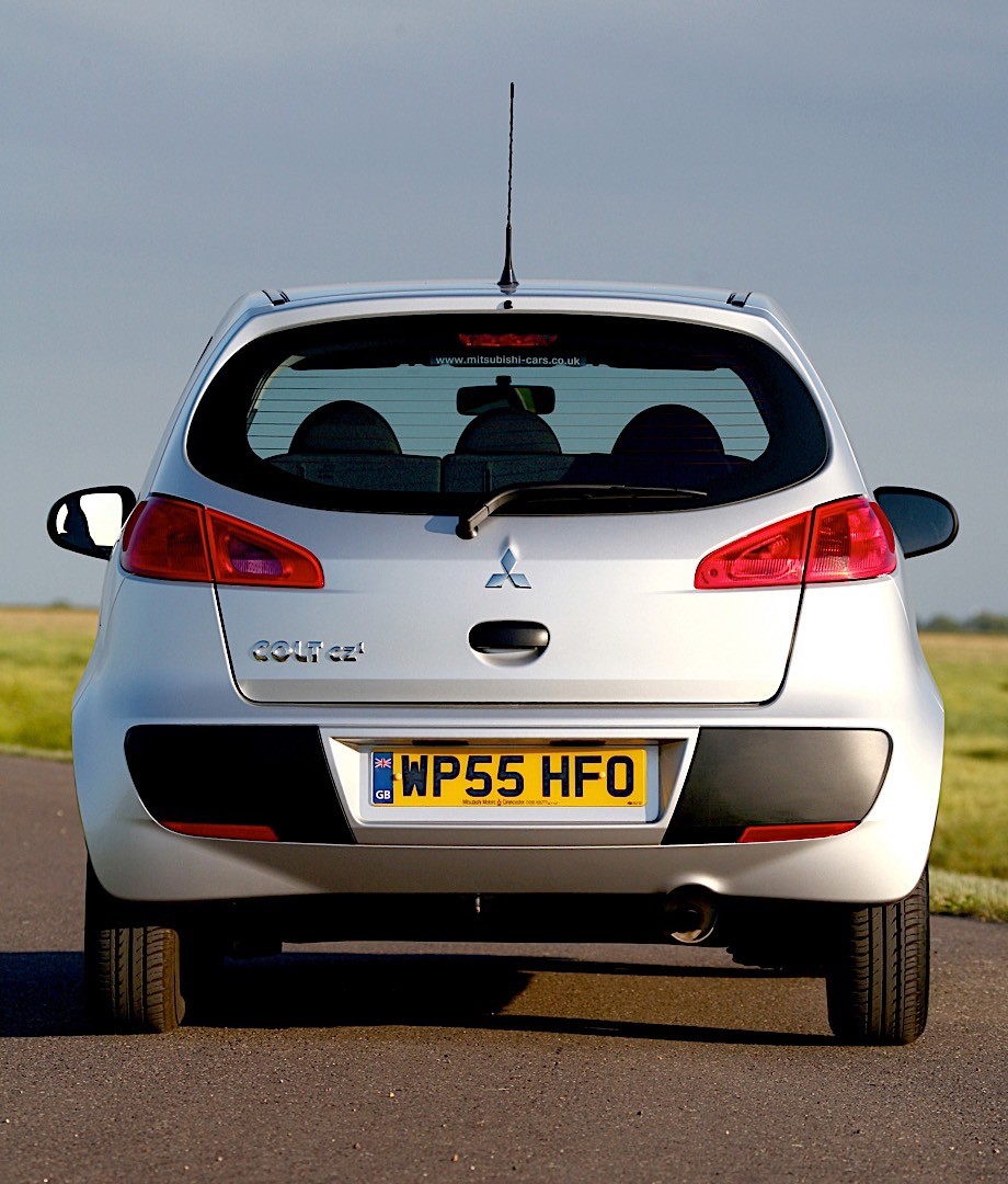 Mitsubishi Colt 3 Doors photo 29