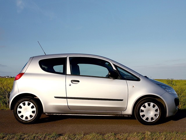 Mitsubishi Colt 3 Doors photo 31