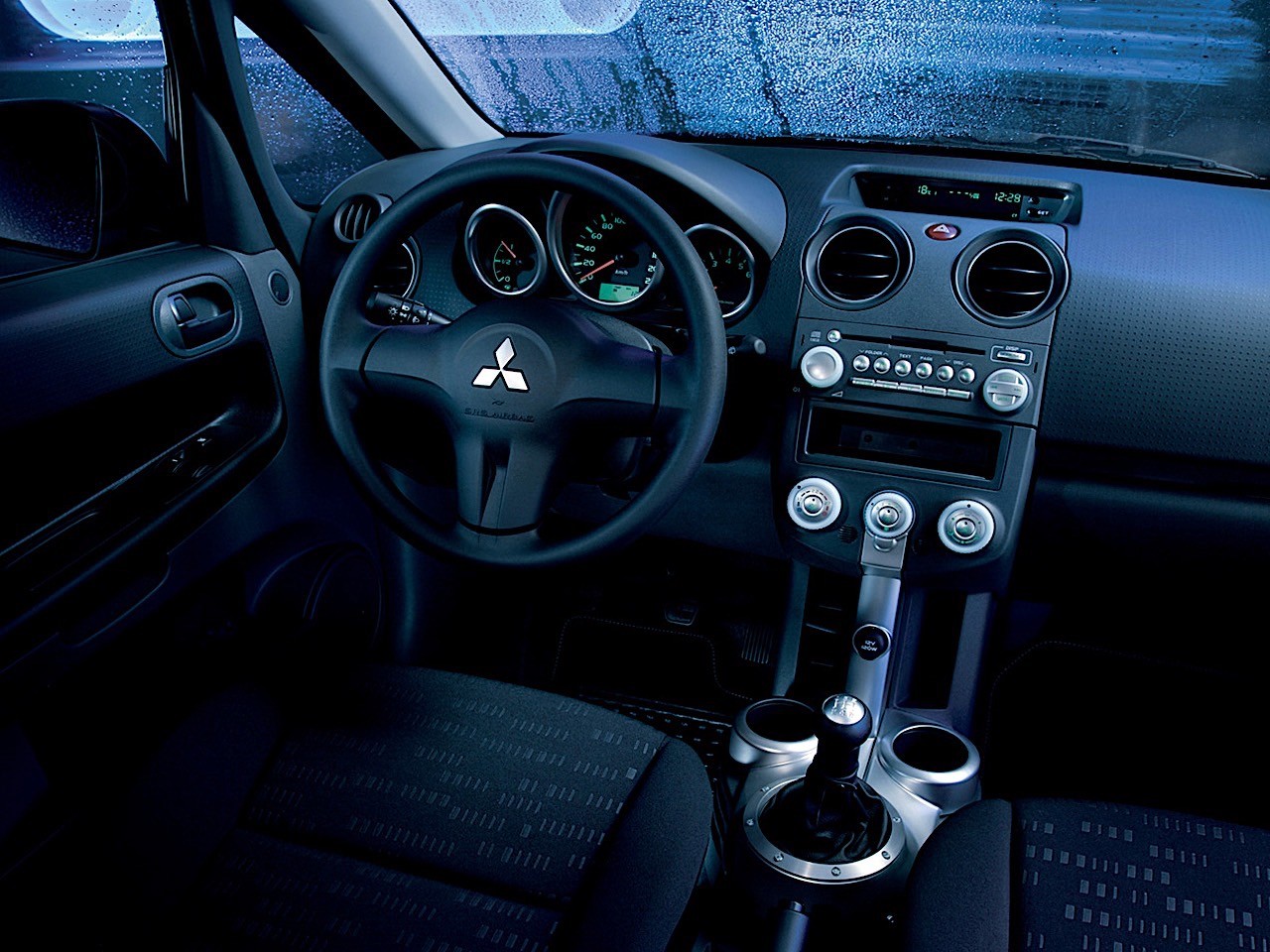 Mitsubishi Colt 3 Doors photo 45