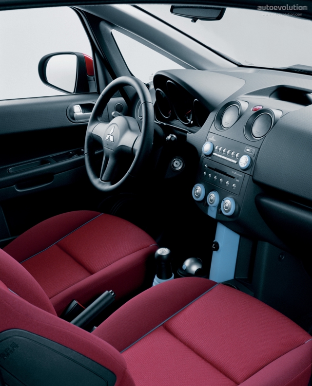 Mitsubishi Colt 3 Doors photo 42