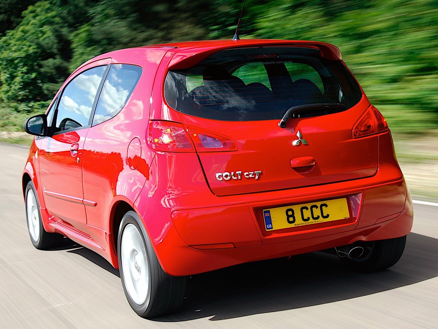 Mitsubishi Colt 3 Doors photo 19