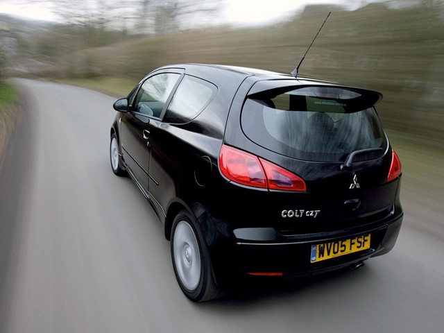 Mitsubishi Colt 3 Doors photo 21