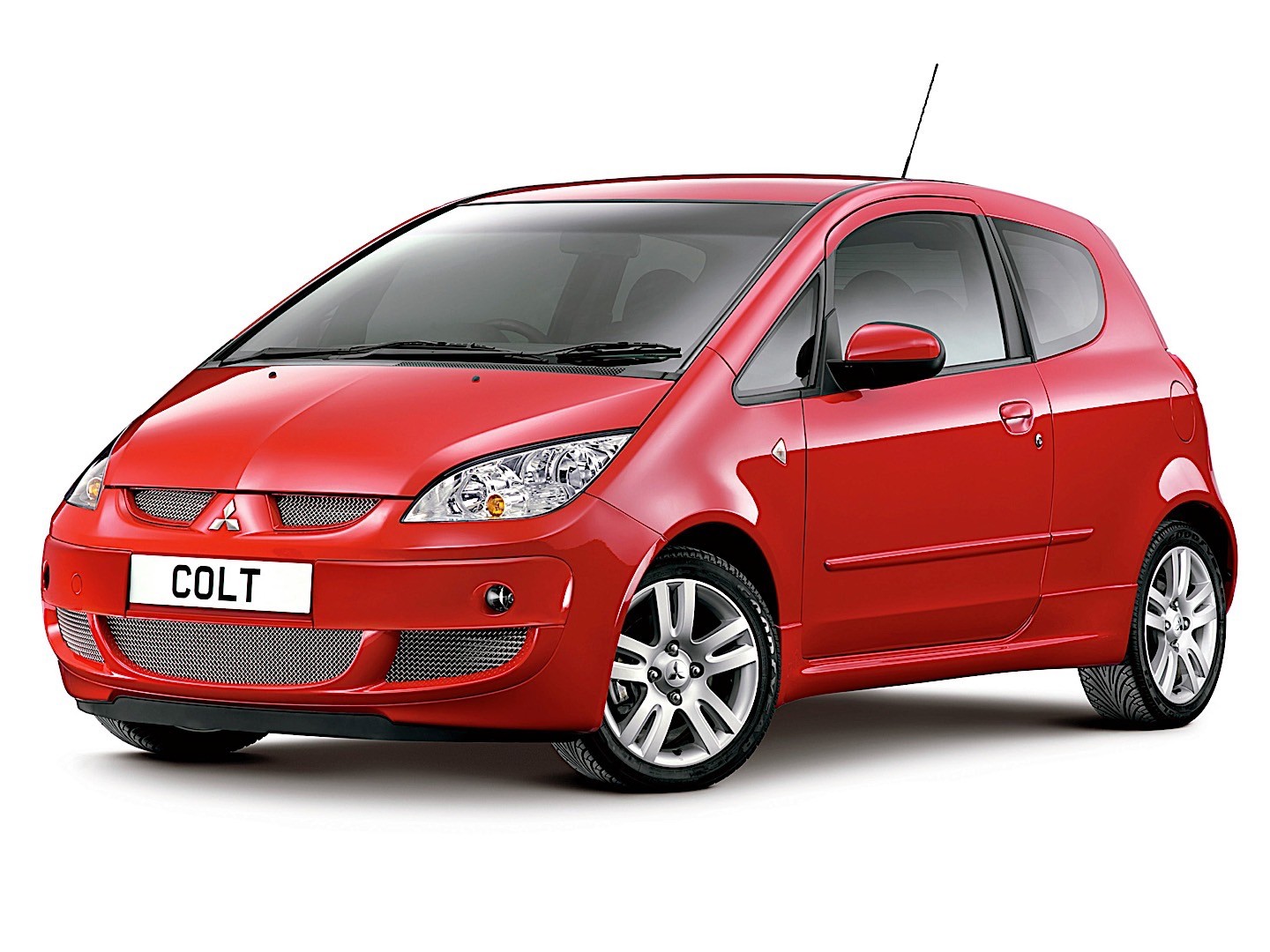 Mitsubishi Colt 3 Doors photo 22