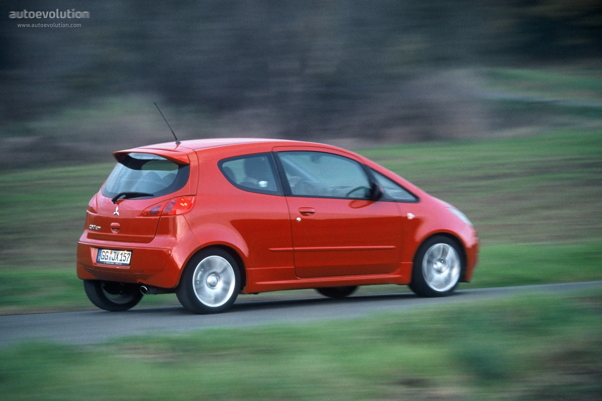 Mitsubishi Colt 3 Doors photo 5