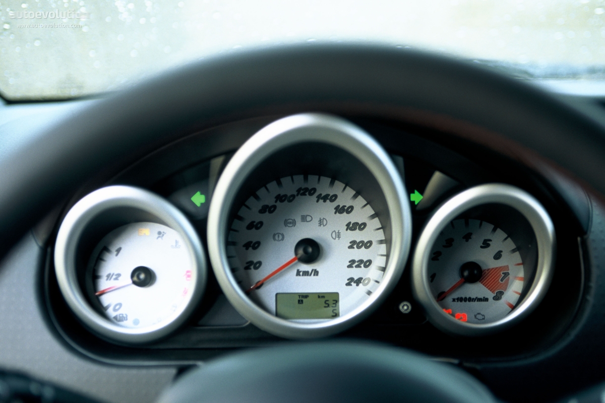 Mitsubishi Colt 3 Doors photo 28