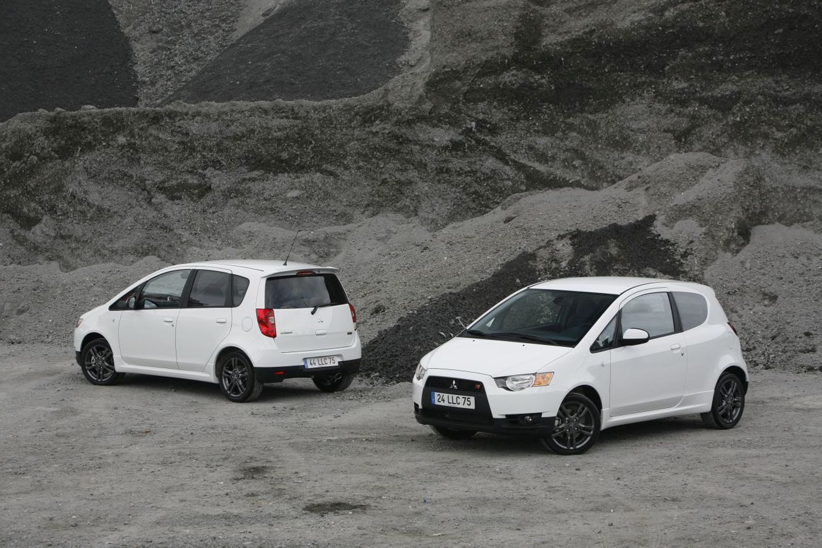 Mitsubishi Colt 3 Doors photo 12