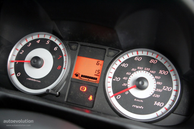 Mitsubishi Colt 3 Doors photo 30