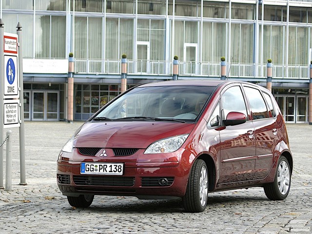 Mitsubishi Colt 5 Doors photo 18