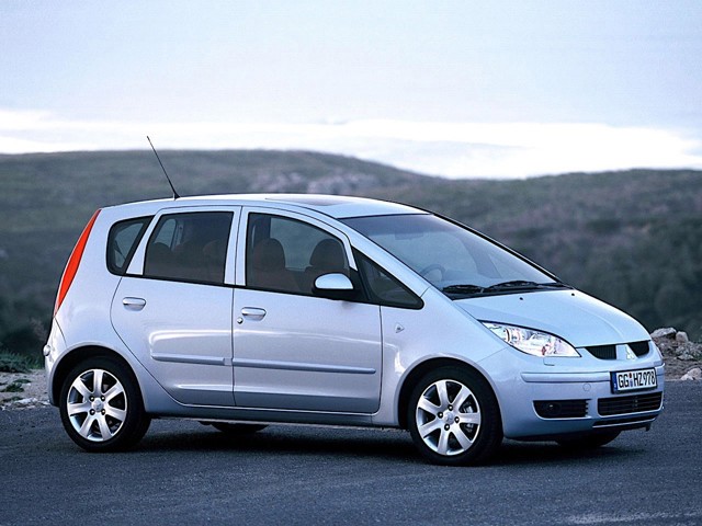 Mitsubishi Colt 5 Doors photo 19