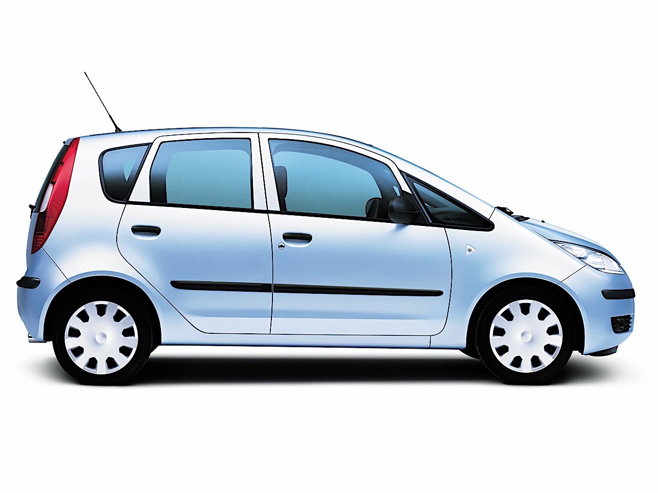 Mitsubishi Colt 5 Doors photo 22