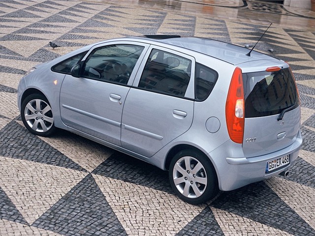 Mitsubishi Colt 5 Doors photo 36
