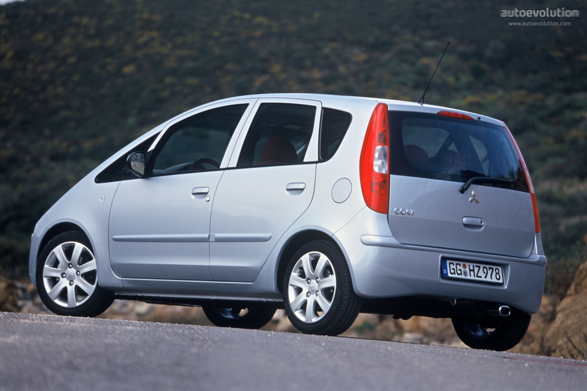 Mitsubishi Colt 5 Doors photo 6