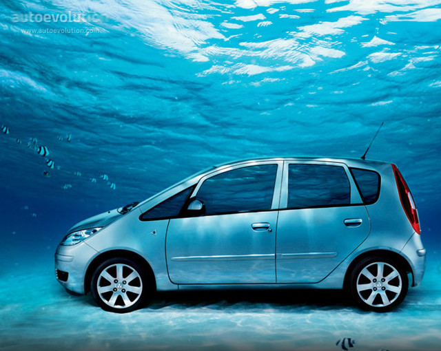 Mitsubishi Colt 5 Doors photo 11