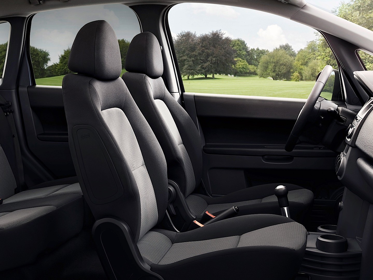 Mitsubishi Colt 5 Doors photo 44