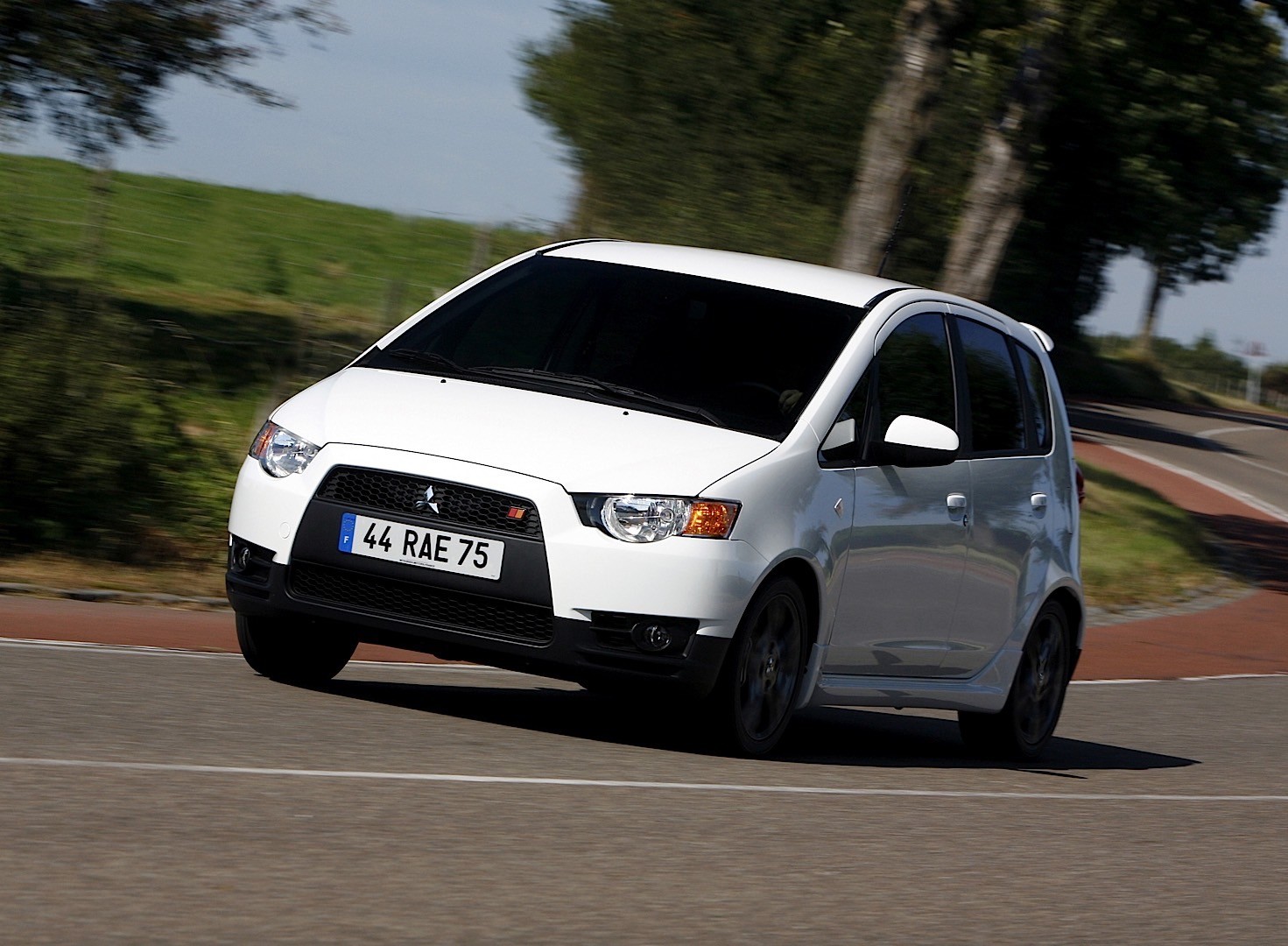 Mitsubishi Colt 5 Doors photo 21