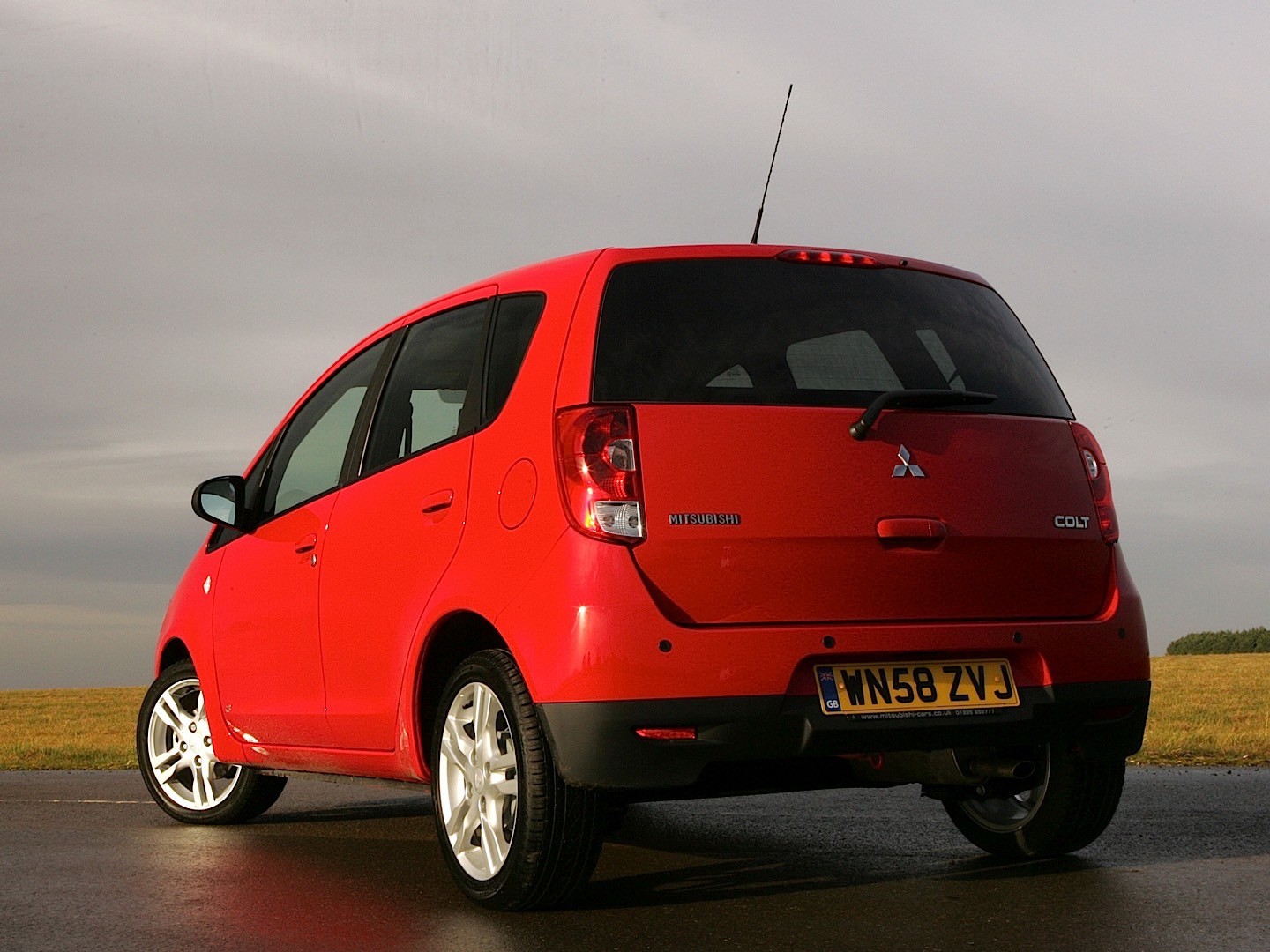 Mitsubishi Colt 5 Doors photo 26