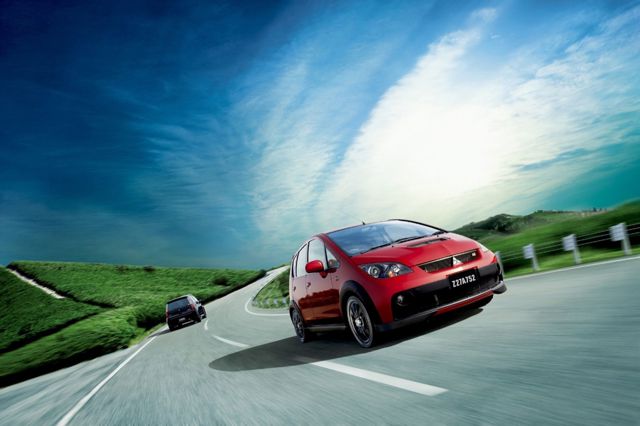 Mitsubishi Colt 5 Doors photo 7