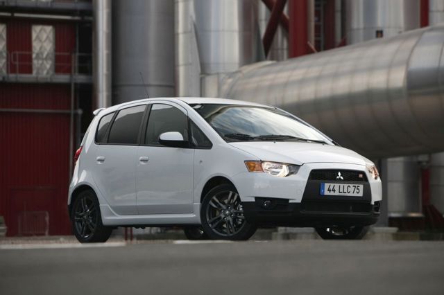 Mitsubishi Colt 5 Doors photo 19
