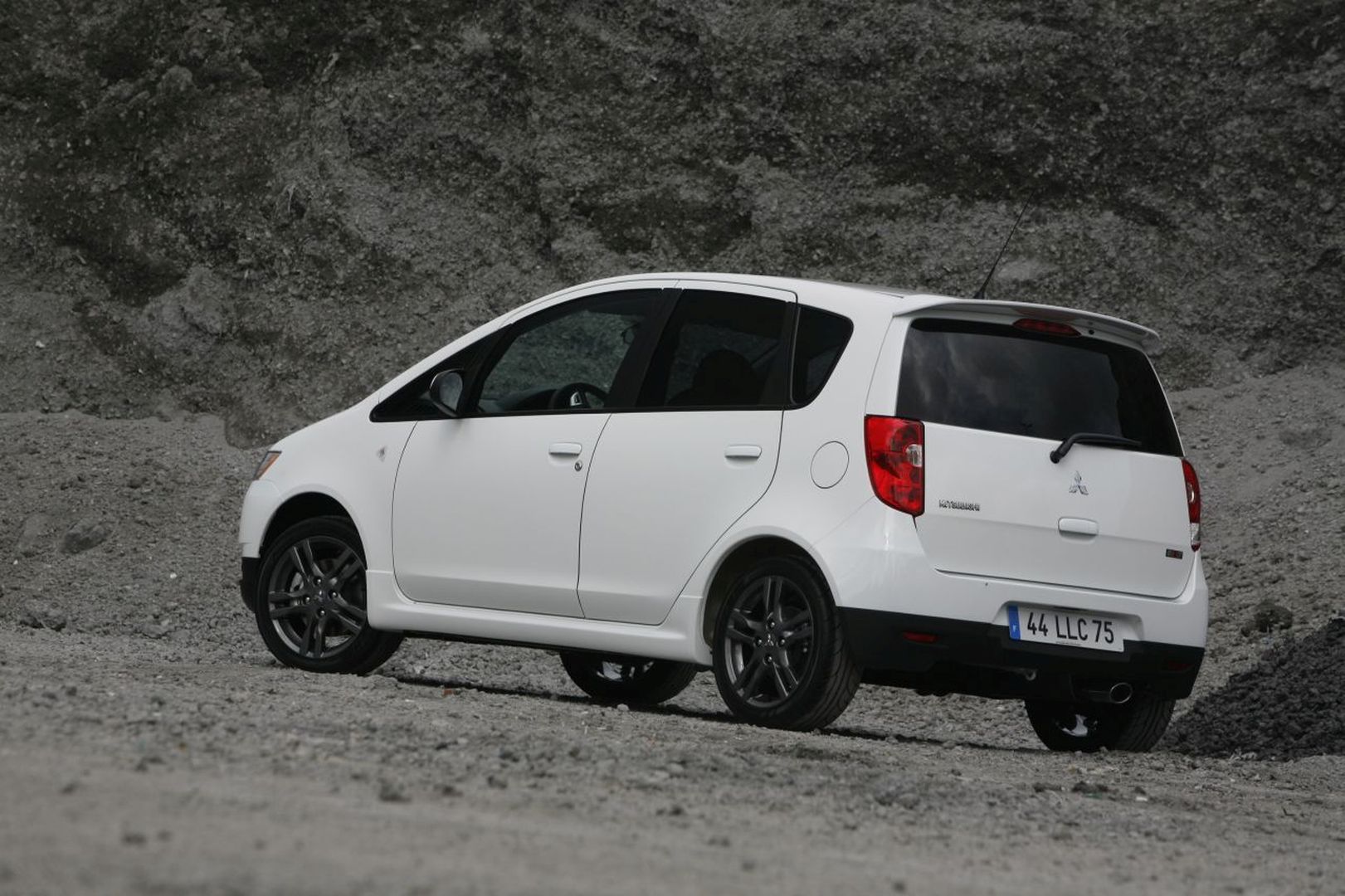 Mitsubishi Colt 5 Doors photo 22